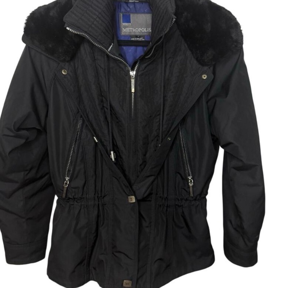 Metropolis Women's Elegant Black Ski Jacket by couloir